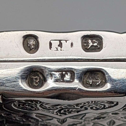1875年 英国アンティーク 純銀製 両開き型カードケース 75g Frederick Marson