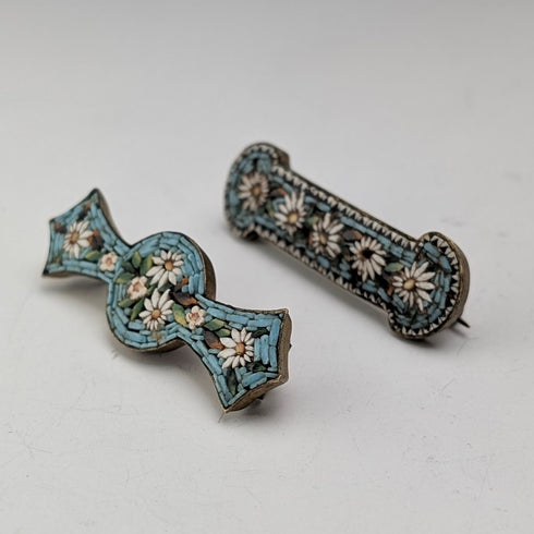 一對帶有花卉裝飾的復古微馬賽克胸針