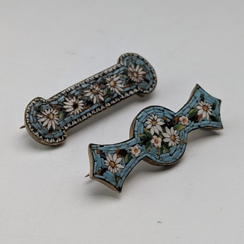 一對帶有花卉裝飾的復古微馬賽克胸針