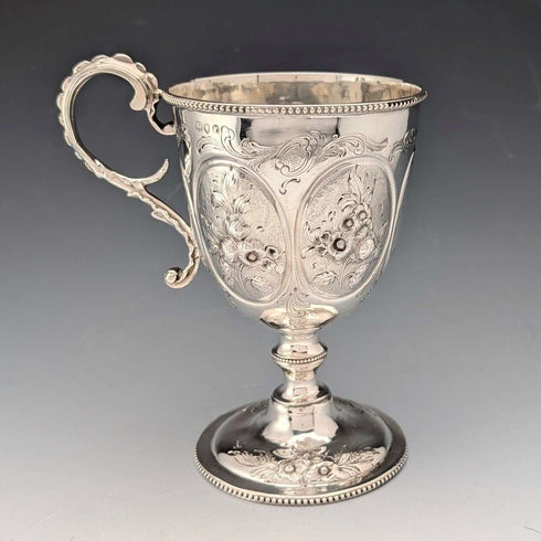 1860年 英国アンティーク 純銀製 脚付きカップ 153g James Beebe