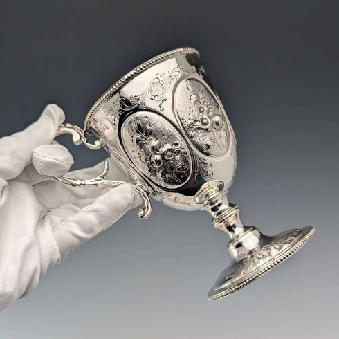 1860年 英国アンティーク 純銀製 脚付きカップ 153g James Beebe