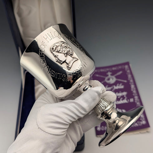 1977年 英国エリザベスⅡ世 シルバージュビリー 純銀製ゴブレット 142g 箱・説明書付き 極美品