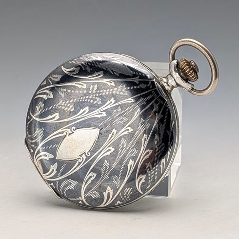 古董瑞士製造無簽名懷錶,銀色側面有黑金裝飾,纖薄獵錶殼,運作良好