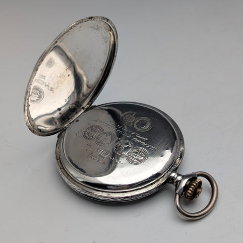 古董瑞士製造無簽名懷錶,銀色側面有黑金裝飾,纖薄獵錶殼,運作良好