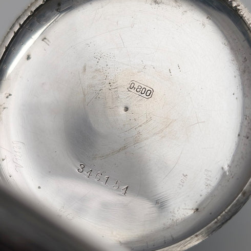 古董瑞士製造無簽名懷錶,銀色側面有黑金裝飾,纖薄獵錶殼,運作良好