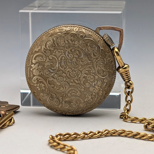 ヴィンテージ スイスBASIS 小型フォブウォッチ 懐中時計 チェーン付 動作良好