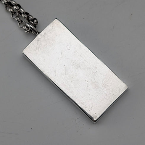 1977 British pure silver jubilee ingot pendant with pure silver necklace, total weight 42g, Ralph Weston