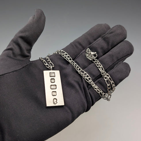 1977 British sterling silver jubilee ingot pendant 31g with necklace Ralph Weston