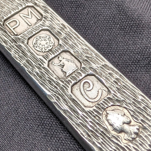 1977 British Britannia Silver Jubilee Ingot Pendant 14g with Necklace Pobjoy Mint