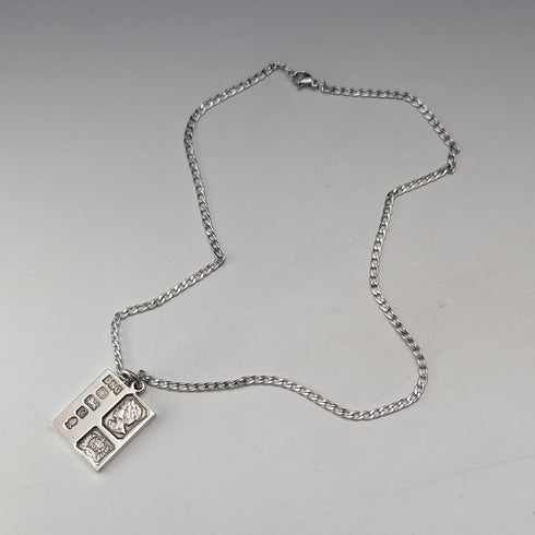 1977 British sterling silver jubilee ingot pendant 14g with necklace DNG