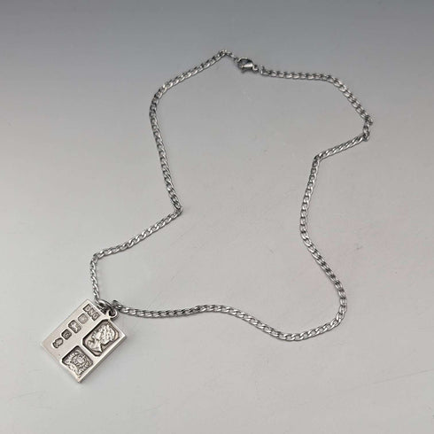 1977年 英国 ブリタニアシルバー製 ジュビリーインゴットペンダント14g ネックレス付 Pobjoy Mint