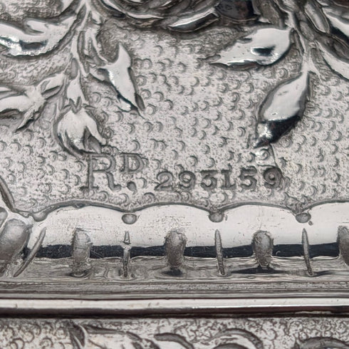 維多利亞中期英國古董銀盤浮雕方形梳妝台托盤