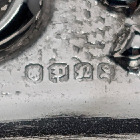 約 1900 年英國古董銀盤浮雕方形梳妝台托盤