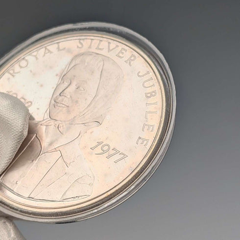 1977年 英国 純銀製 シルバージュビリー クラウン銀貨4個セット 計113g ケース入 Pobjoy Mint