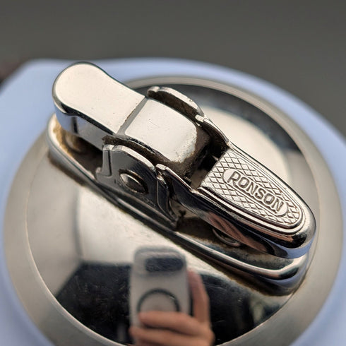 英国ヴィンテージ ウェッジウッド ジャスパーウェア製 RONSONオイルライター 舟型