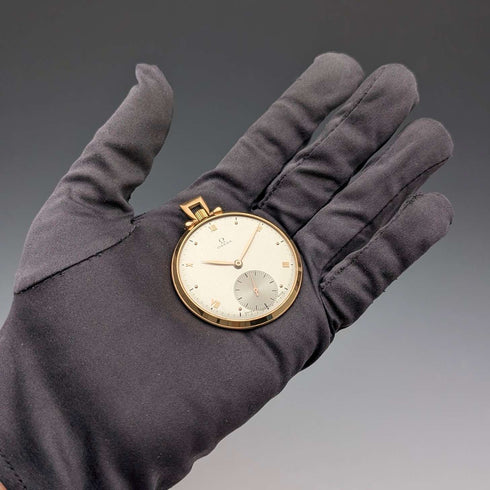 Circa 1939 Omega pocket watch, K18 yellow gold, thin open face, in good working order