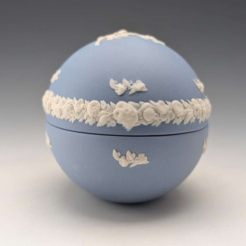 英國復古 Wedgwood Jasperware 蛋形小物盒,淡藍色