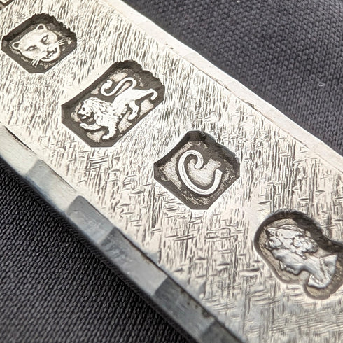 1977年 英国 純銀製 ジュビリーインゴットペンダント計51g 純銀ツイストチェーンネックレス付 J&D