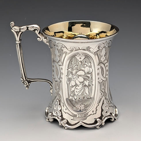 1854 年英國古董純銀花卉裝飾杯,163 克,約翰·埃文斯二世