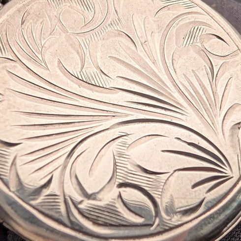 1972 British Vintage Sterling Silver Round Locket Pendant with Sterling Silver Necklace, 11.5g in total, Exquisite Jewellery