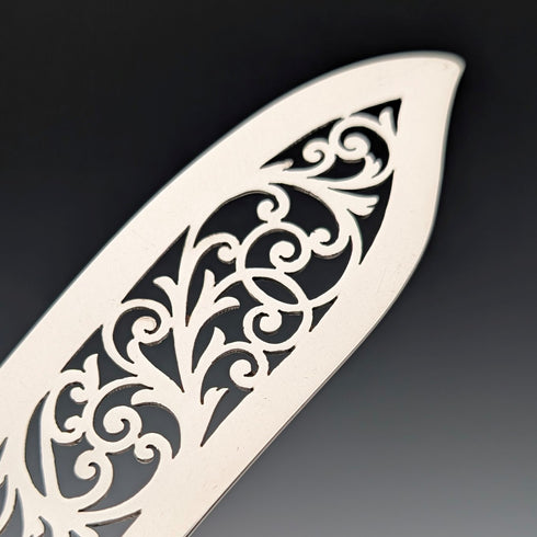 Circa 1852 British antique sterling silver fish server pair, total weight 262g, John Gilbert