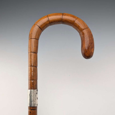1921年頃 英国アンティーク ブラウンシャフト 曲がりハンドル 純銀装飾 ステッキ 杖 88cm
