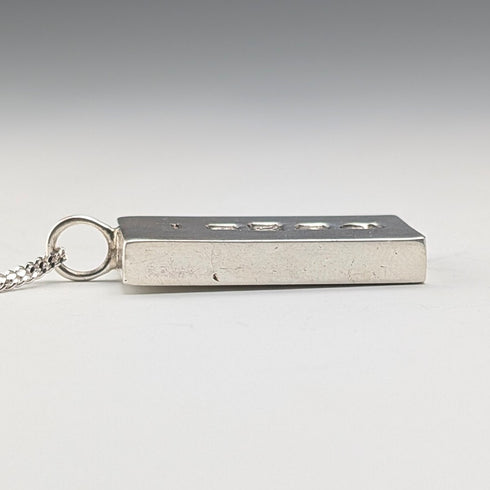 1977年 英国 純銀製 ジュビリーインゴットペンダント計29.8g 純銀ネックレス付 A&AJ