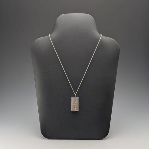 1977年 英国 純銀製 ジュビリーインゴットペンダント計29.8g 純銀ネックレス付 A&AJ