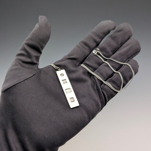 1977 British pure silver Jubilee ingot pendant, 11.8g, with pure silver necklace, MJ