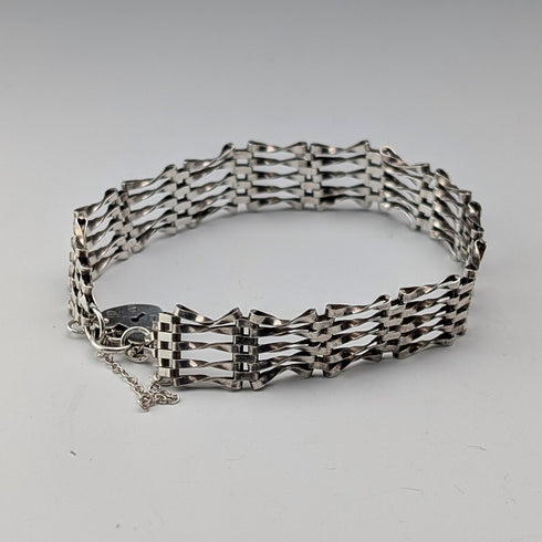 1970年 英国ヴィンテージ 純銀製 バーゲートスタイル ブレスレット 9g