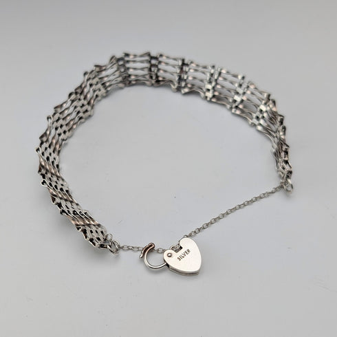 1970年 英国ヴィンテージ 純銀製 バーゲートスタイル ブレスレット 9g