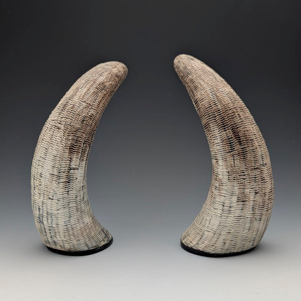 ヴィンテージ ホーン製 うろこ装飾 オブジェペア 置物