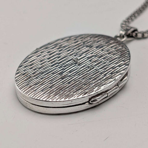 British Vintage Sterling Silver Oval Locket Pendant with Sterling Silver Necklace, 19g Total, DJ