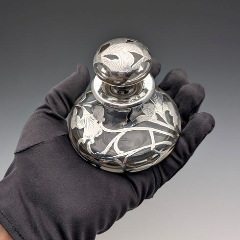 米国アンティーク アール・ヌーヴォー シルバーオーバーレイ ガラス パフュームボトル 香水瓶 Alvin