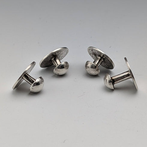 英国ヴィンテージ アンティーク銀貨アレンジ シャツスタッズボタン 4個セット ケース入