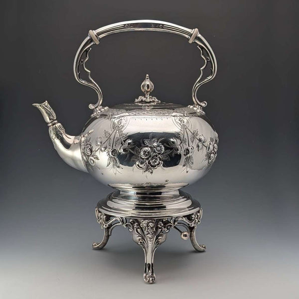 約 1900 年英國古董銀盤茶壺套裝,由 WW Harrison & Co. 製造。