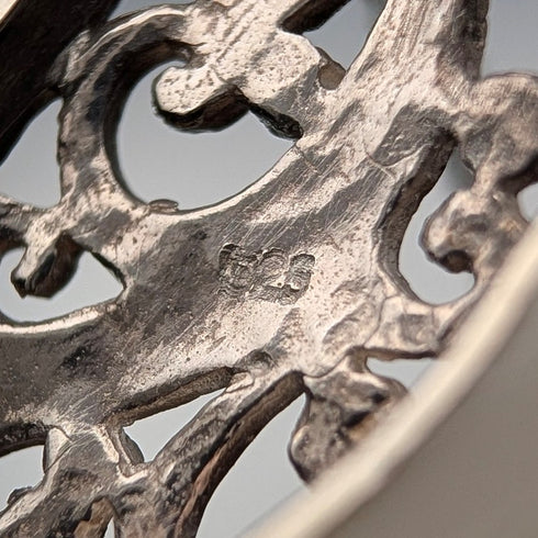 ヴィンテージ 純銀台座 マザーオブパール ドロップ型ペンダント ネックレス付