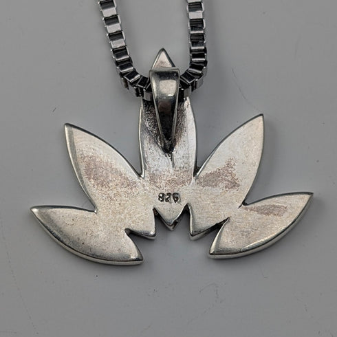 Vintage sterling silver base, five-color mother-of-pearl flower-shaped pendant with necklace