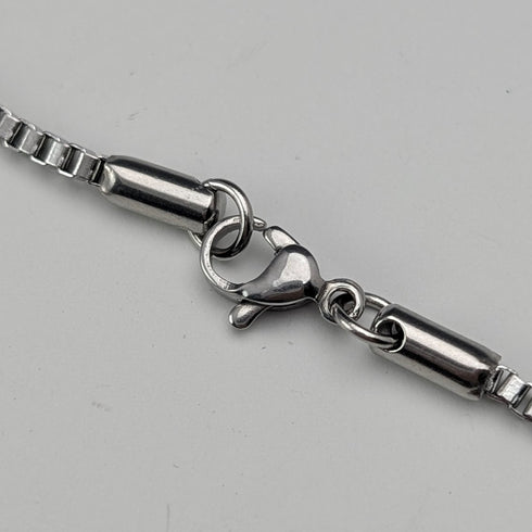 Vintage sterling silver base, five-color mother-of-pearl flower-shaped pendant with necklace