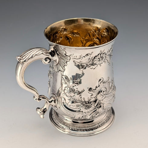 1765 年喬治亞風格花卉純銀馬克杯,201 克,Walter Brind