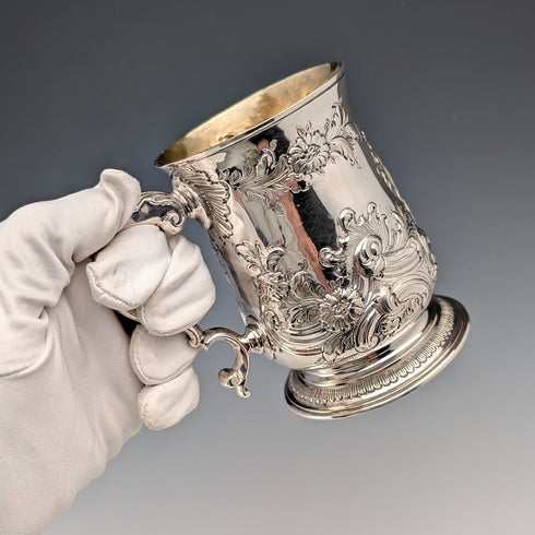 1765 年喬治亞風格花卉純銀馬克杯,201 克,Walter Brind