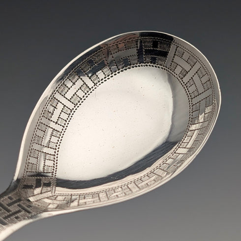 1807 British Antique Sterling Silver Tea Caddy Spoon, 9.5g, by Samuel Pemberton