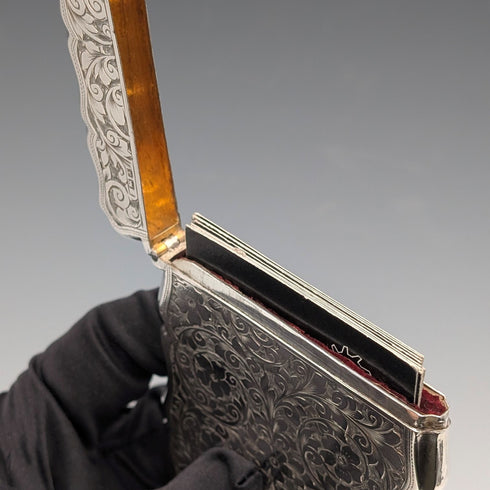 1901年 英国アンティーク 浮き彫り彫刻 純銀製カードケース 70g Colen Hewer Cheshire