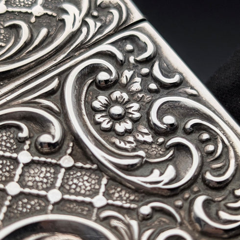 1898年 英国アンティーク 浮き彫り彫刻 純銀製カードケース 69g Matthew John Jessop