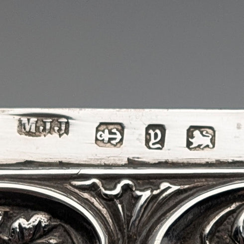 1898年 英国アンティーク 浮き彫り彫刻 純銀製カードケース 69g Matthew John Jessop