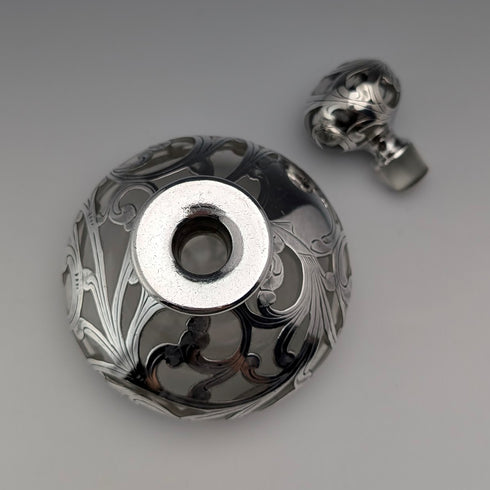 米国ヴィンテージ アール・ヌーヴォー シルバーオーバーレイ ガラス パフュームボトル 香水瓶