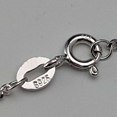 Vintage Sterling Silver Hourglass Pendant with Sterling Silver Necklace, Total 7.2g