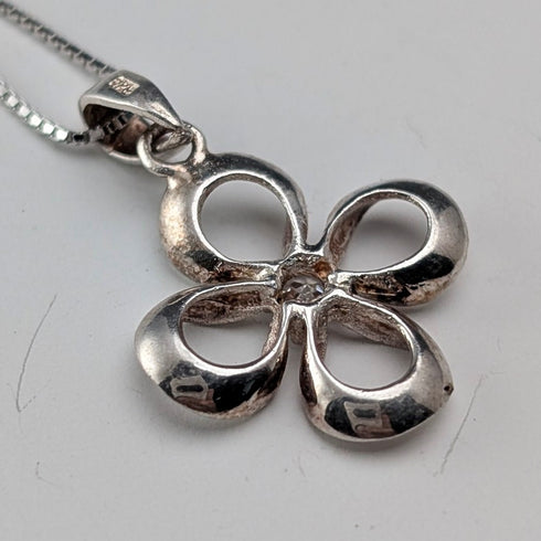 ヴィンテージ 石付き純銀製フローラルペンダント 純銀ネックレス付き 計2g