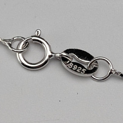 ヴィンテージ 石付き純銀製フローラルペンダント 純銀ネックレス付き 計2g