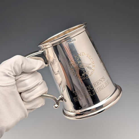 1977年 英國伊莉莎白二世 銀禧紀念 純銀製 酒杯 338g Yorkshire Mint